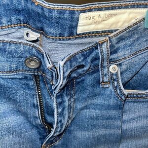 RAG AND BONE medium wash boyfriend  distressed boyfriend jeans size 25